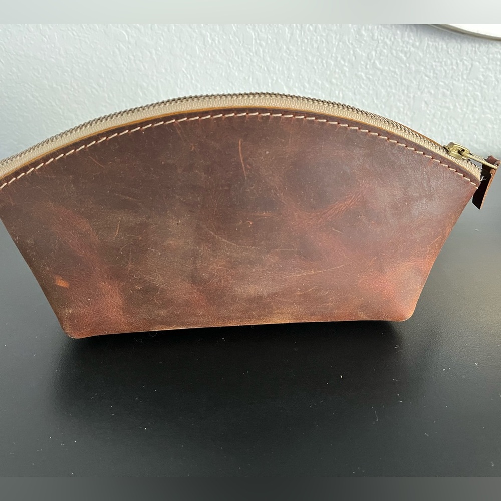 PORTLAND LEATHER GOODS Eclipse in Canyon!